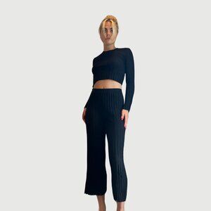 House of Harlow 1960 Black Lounge Set